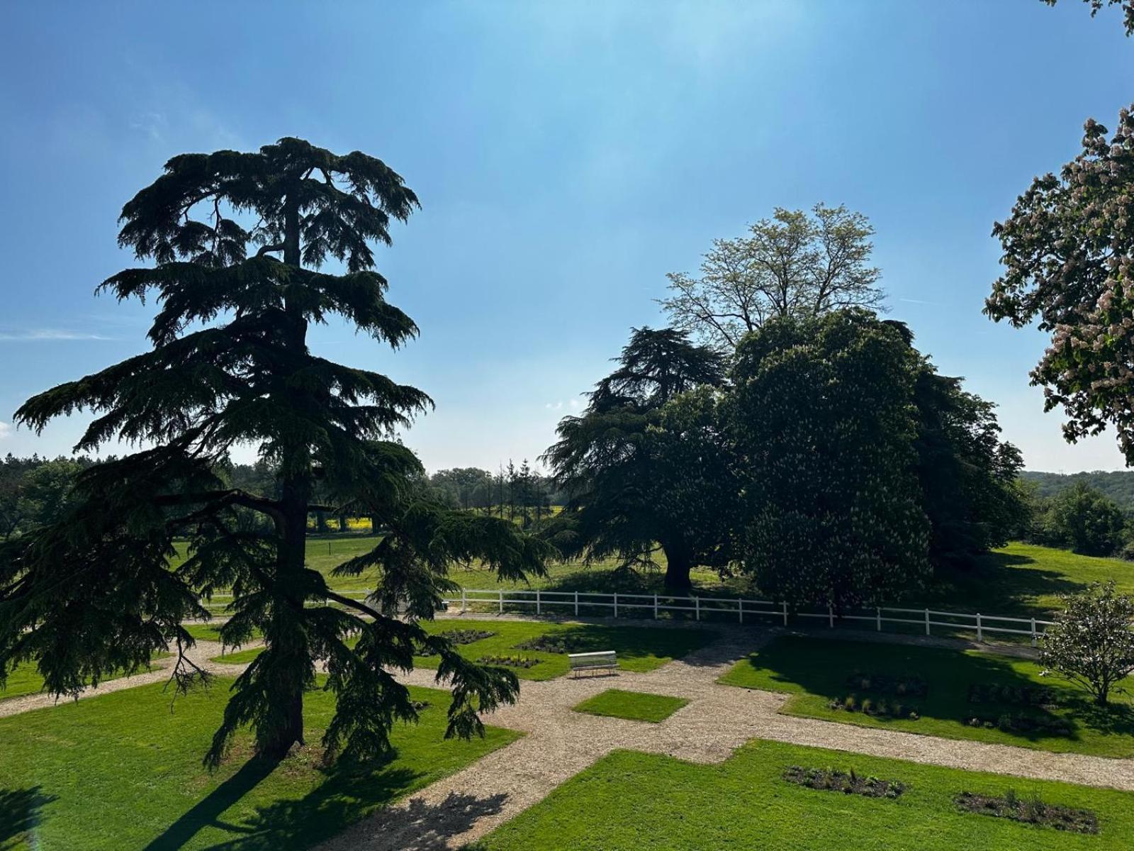 Domaine De L'Ecorcerie Otel Fontaine-le-Comte Dış mekan fotoğraf