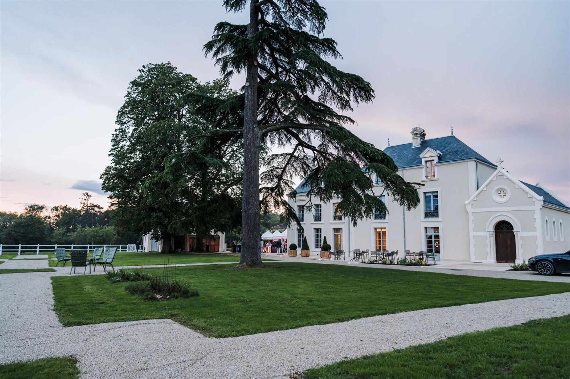 Domaine De L'Ecorcerie Otel Fontaine-le-Comte Dış mekan fotoğraf